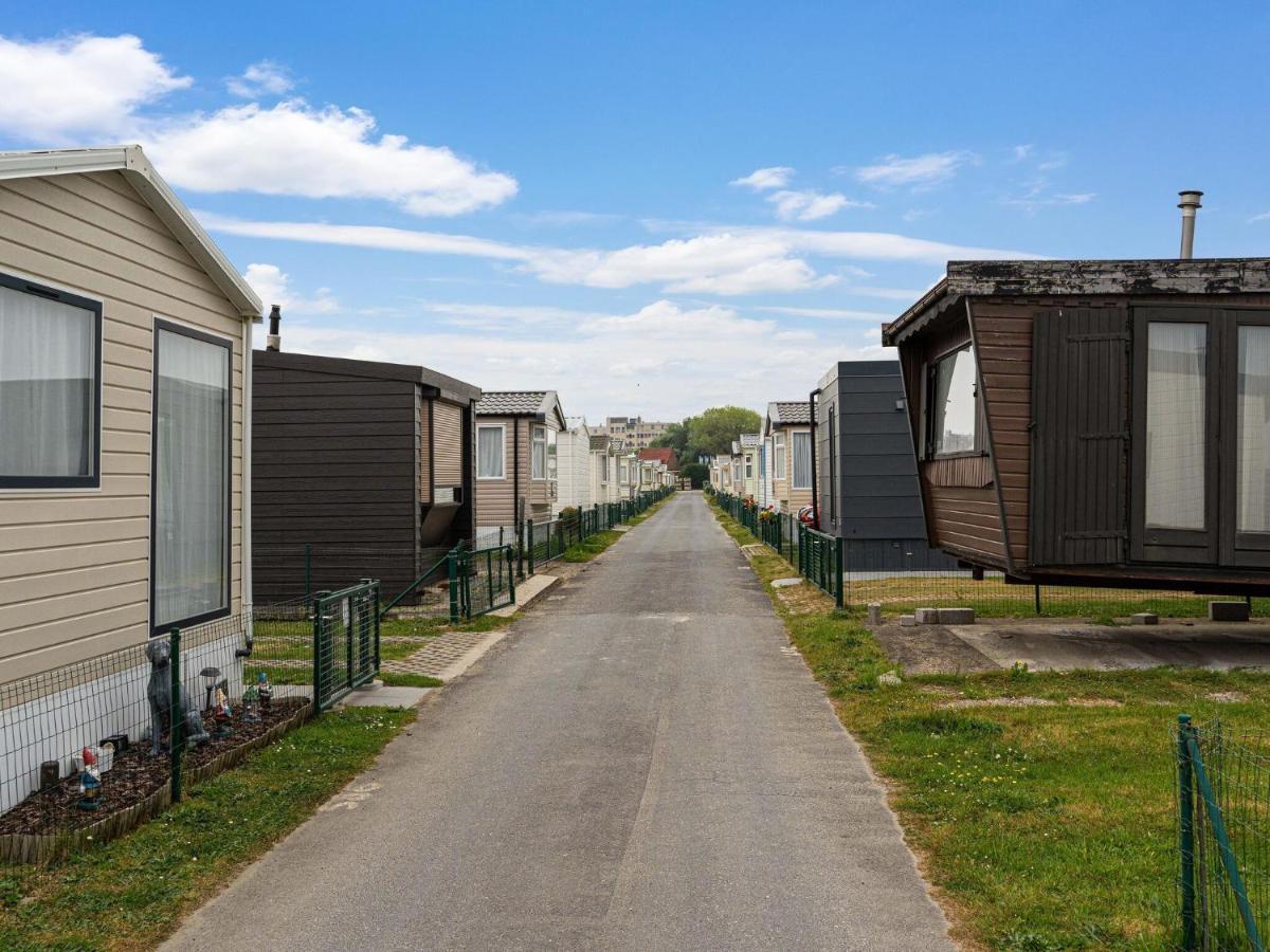 Le Boucanier - Omheinde Stacaravan Aan Zee Middelkerke Esterno foto